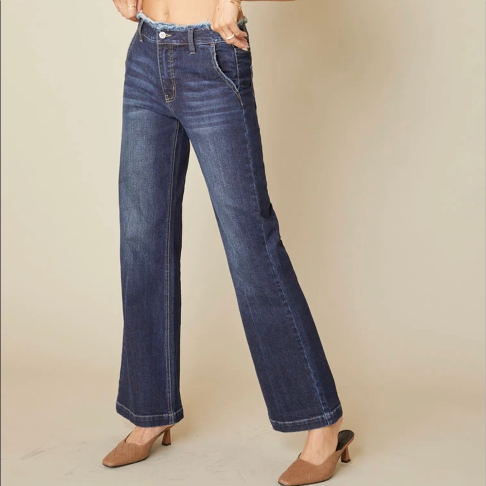 Kancan High Rise Holly Flare Jeans - NWT